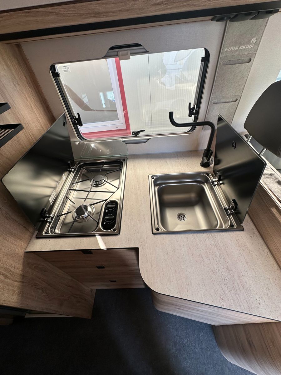 Fahrzeugabbildung Eura Mobil Profila T 726 EB *GOLD LEVEL* AL-KO HY4