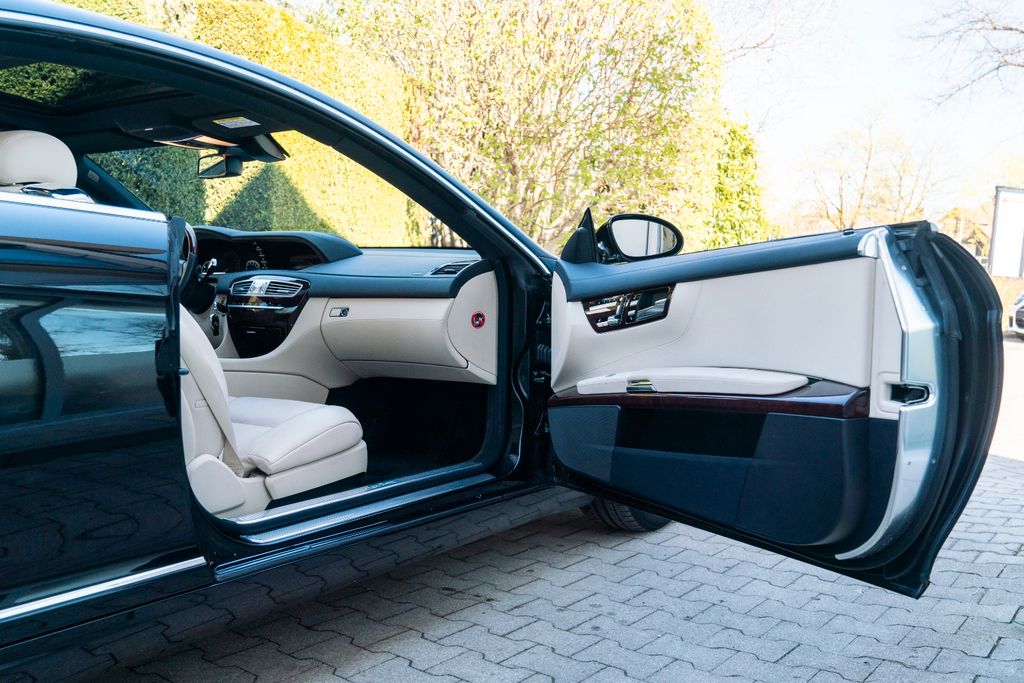 MERCEDES-BENZ CL 500 Coupe/ DE/ 1. HAND / MASSAGE/ NACHTSICHT MERCEDES-BENZ CL 500 Coupe/ DE/ 1. HAND / MASSAGE/ NACHTSICHT