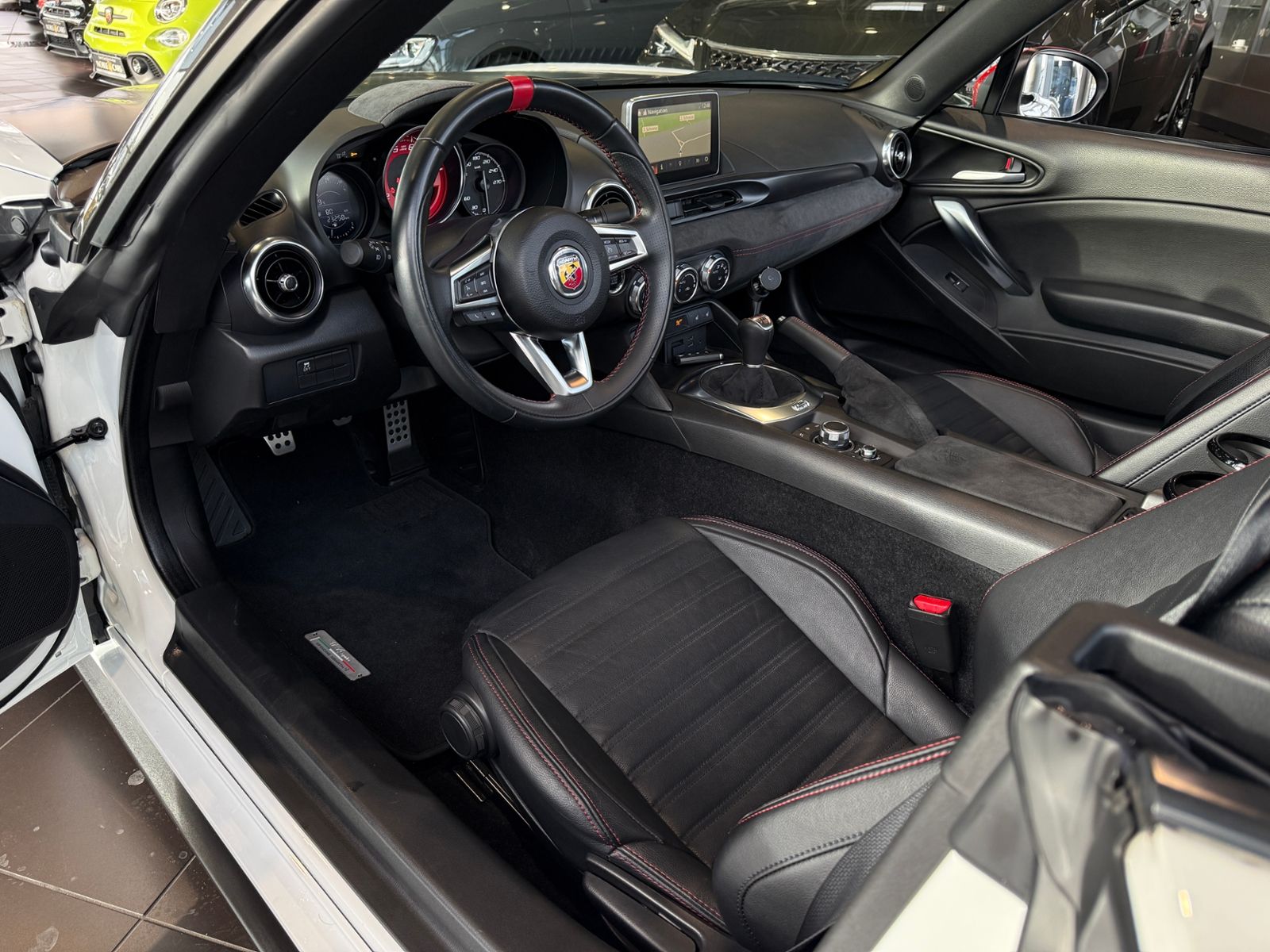 Fahrzeugabbildung Abarth 124 Spider BOSE LED LEDER ALU