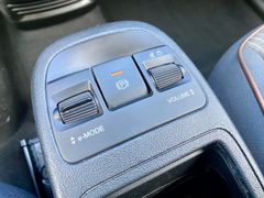 Fahrzeugabbildung Fiat 500e 3+1 Icon SHZ AAC PDC GRA CARPLAY DAB+
