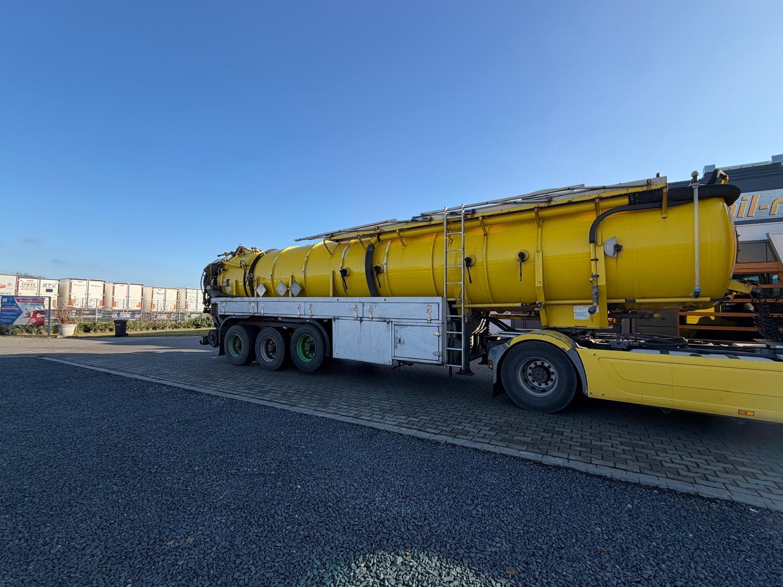 Andere Kroll Saug-Druck-Tanksattelanhänger GGVS/ADR