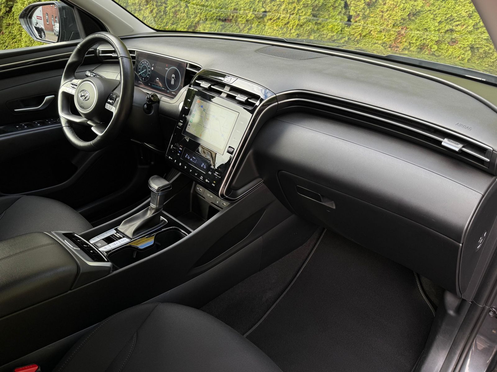 Fahrzeugabbildung Hyundai Tucson 1.6 T-GDI DCT 2WD LED+SHZ+KAM+CARPLAY+DAB