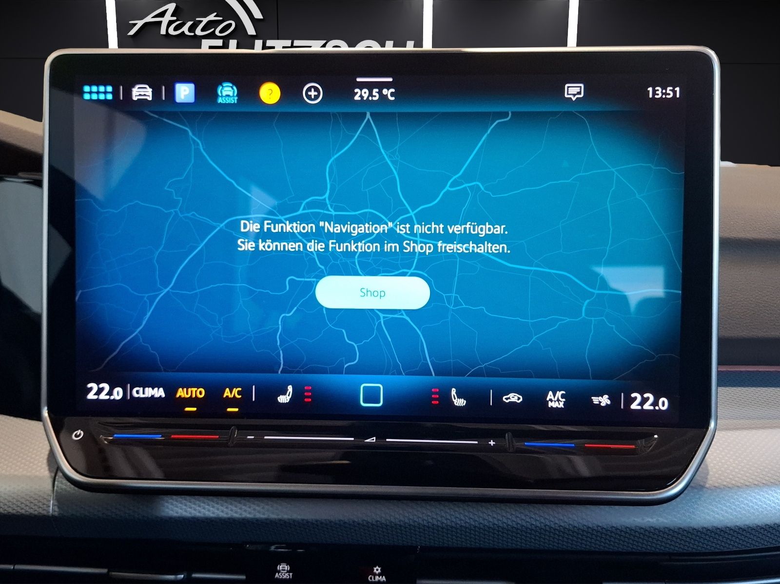 Fahrzeugabbildung Volkswagen Golf VIII TSI Goal LED CarPlay AID ACC PDC SH