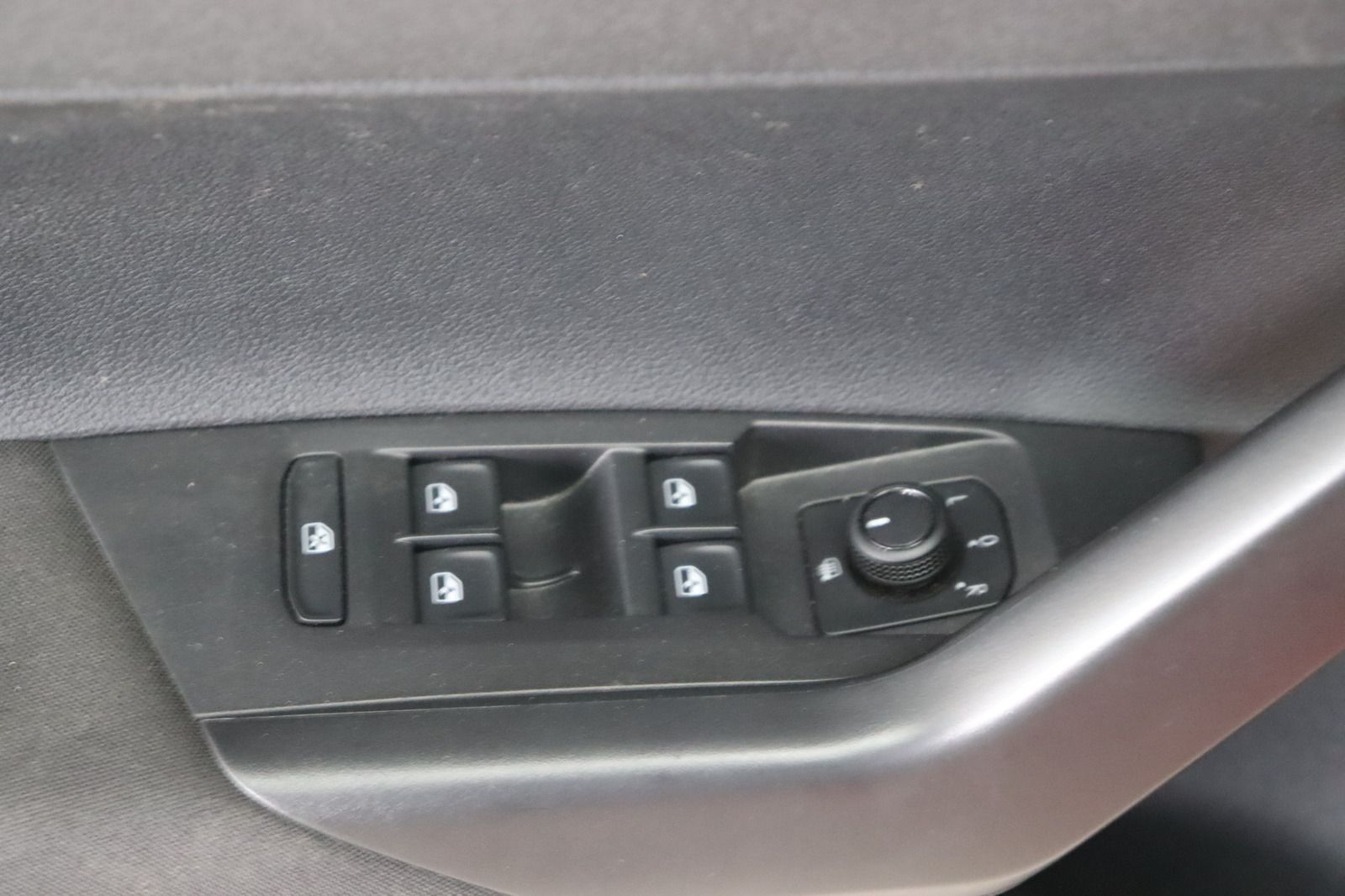 Fahrzeugabbildung Volkswagen Polo VI 1.0 Trendline * Klima * PDC *