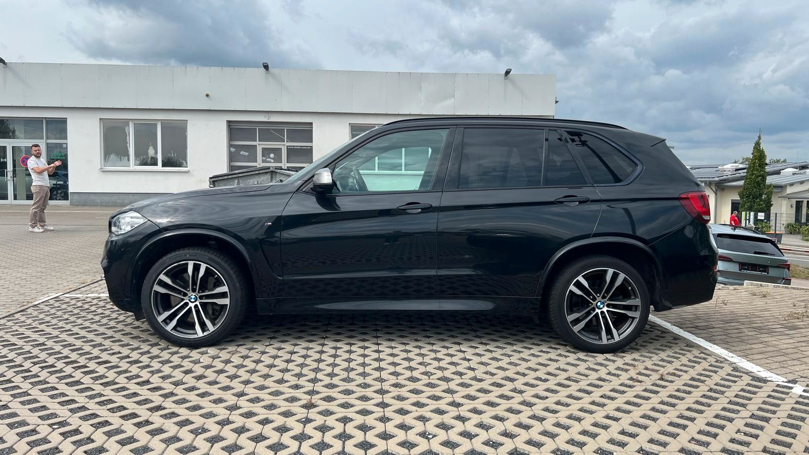 Fahrzeugabbildung BMW X5 M50d*RFK*XENON*PANO*H&K*NAVI*