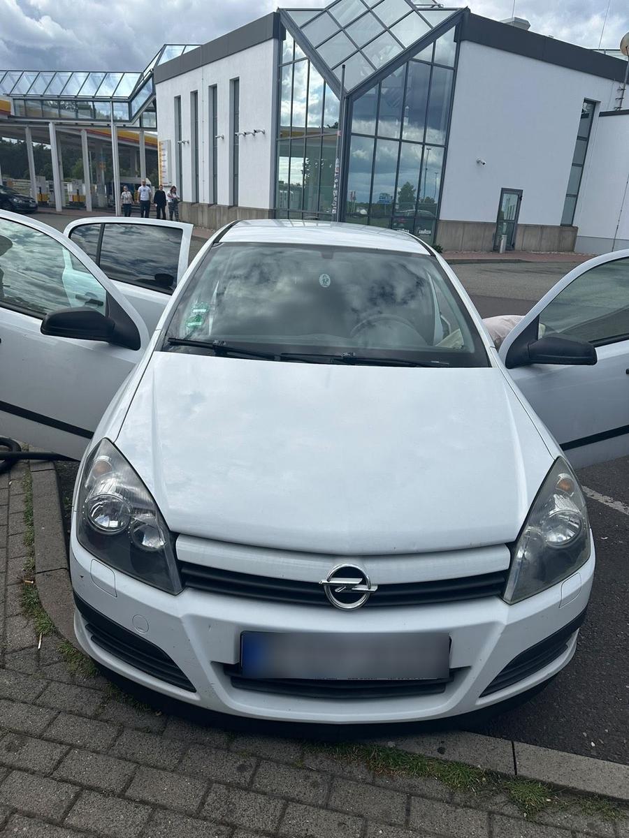Opel Astra 2005 — photo 8