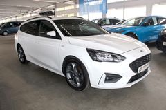 Fahrzeugabbildung Ford Focus ST-Line Turnier NAVI CAM LED WinterPaket