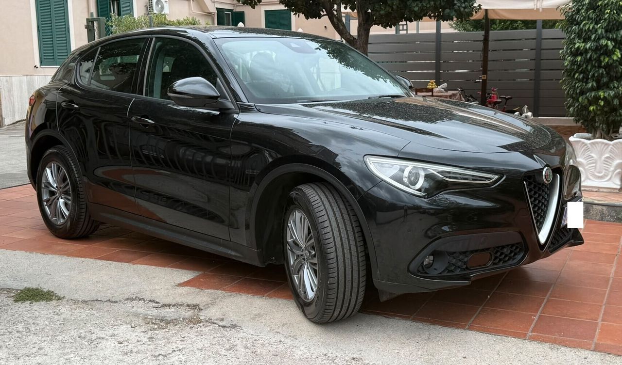 Alfa Romeo Stelvio 2.2 TD 190CV AT8 Q4 Business imagem 2
