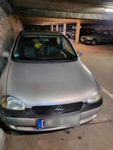 Opel corsa b 1.2l Automatik - Opel Corsa aus 2000: B
