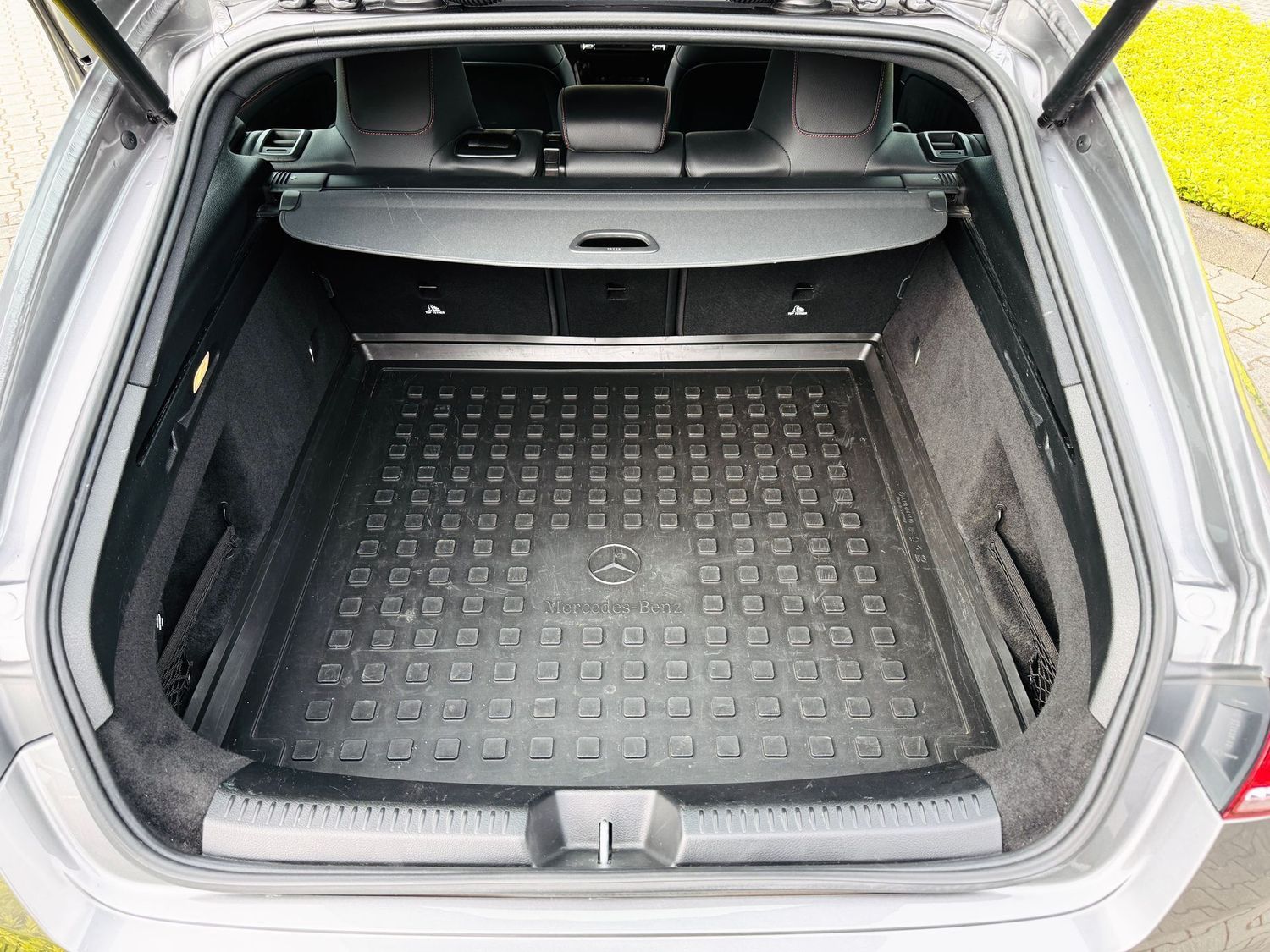 Fahrzeugabbildung Mercedes-Benz CLA 200 Shooting Brake AMG, Comand, LED, Easy Pa