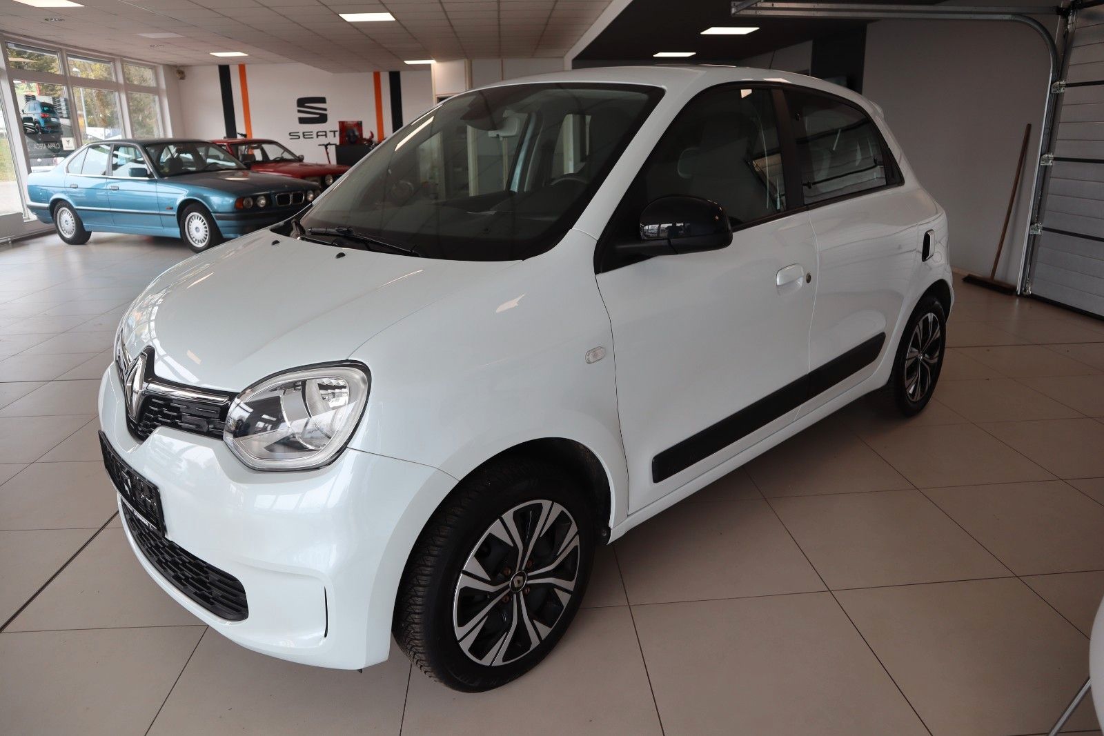 RENAULT Twingo
