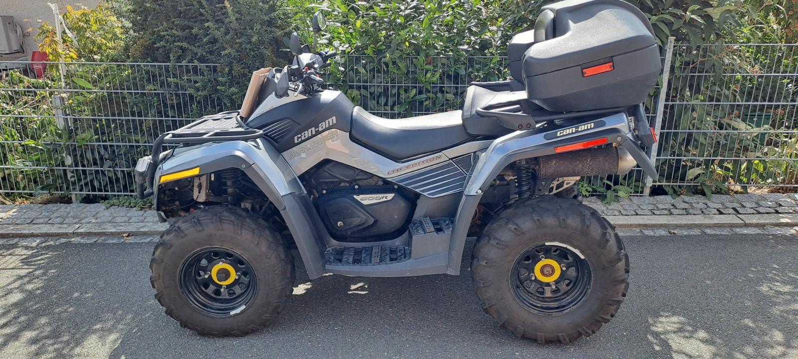 Can-Am Outlander 2010 — двигун 800 cm³, 72 HP (53kW)