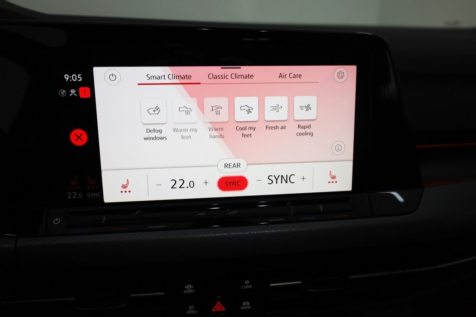 Fahrzeugabbildung Volkswagen Golf VIII Lim. Active Navi,LED,SH,PDC,ACC,SR+WR