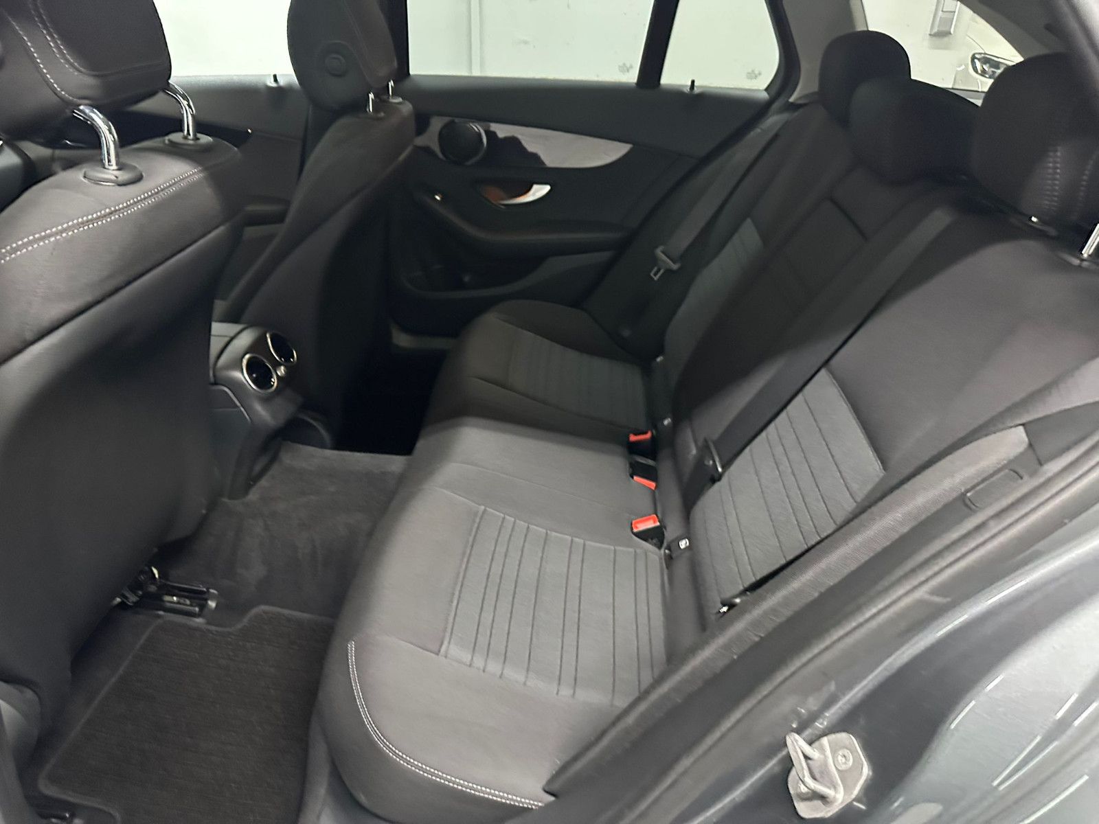 Fahrzeugabbildung Mercedes-Benz C 300 de T Autom.*AVANTGARDE*DISTRO*PANO*IHC*LED