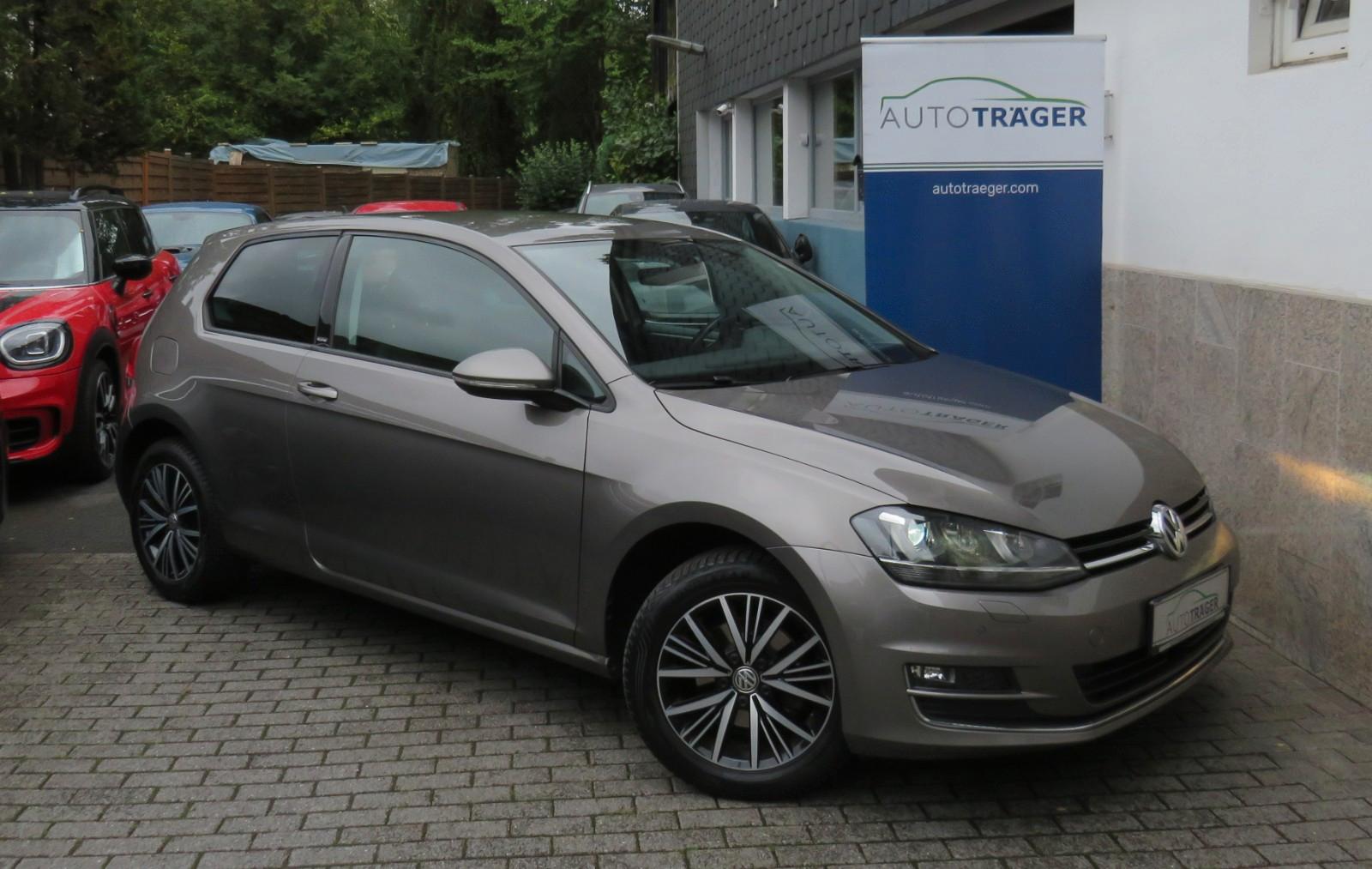 Volkswagen Golf VII Lim. Allstar DSG / ACC/AHK/DAB/Standhzg