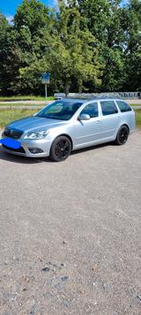 Skoda Octavia 2.0 TFSI DSG RS Combi RS - Skoda Octavia: RS TFSI