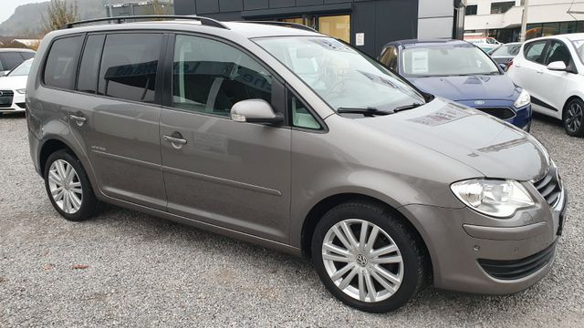 Volkswagen Touran United/1,4Tsi /Xenon / Navi /17 Zoll Alu/