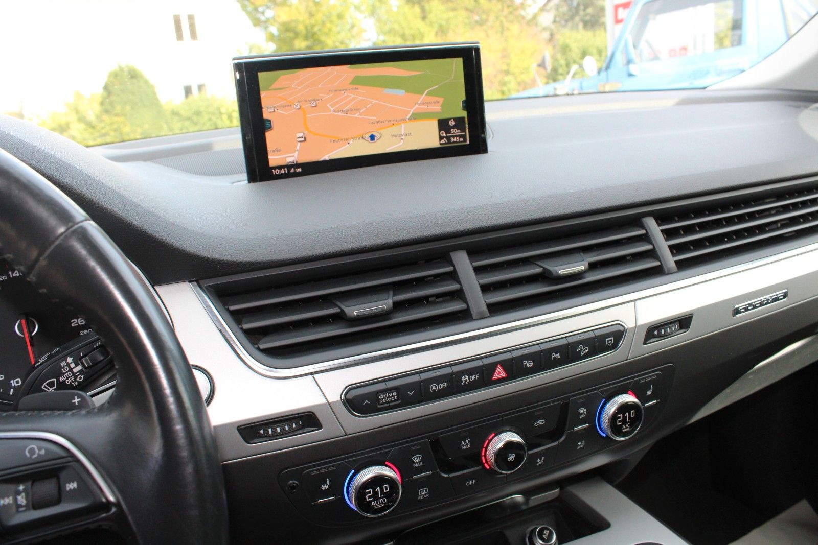 Q7  3.0 TDI quattro S-Line Quattro Tiptronic