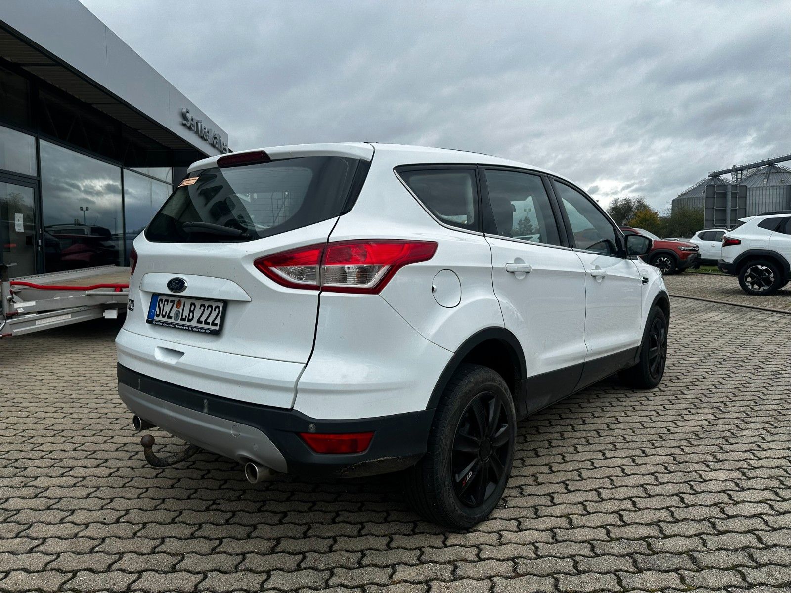 Fahrzeugabbildung Ford Kuga Trend