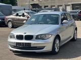BMW 120 LEDER/NAVI/TEMPO/SHZ/STEUERKETTE NEU