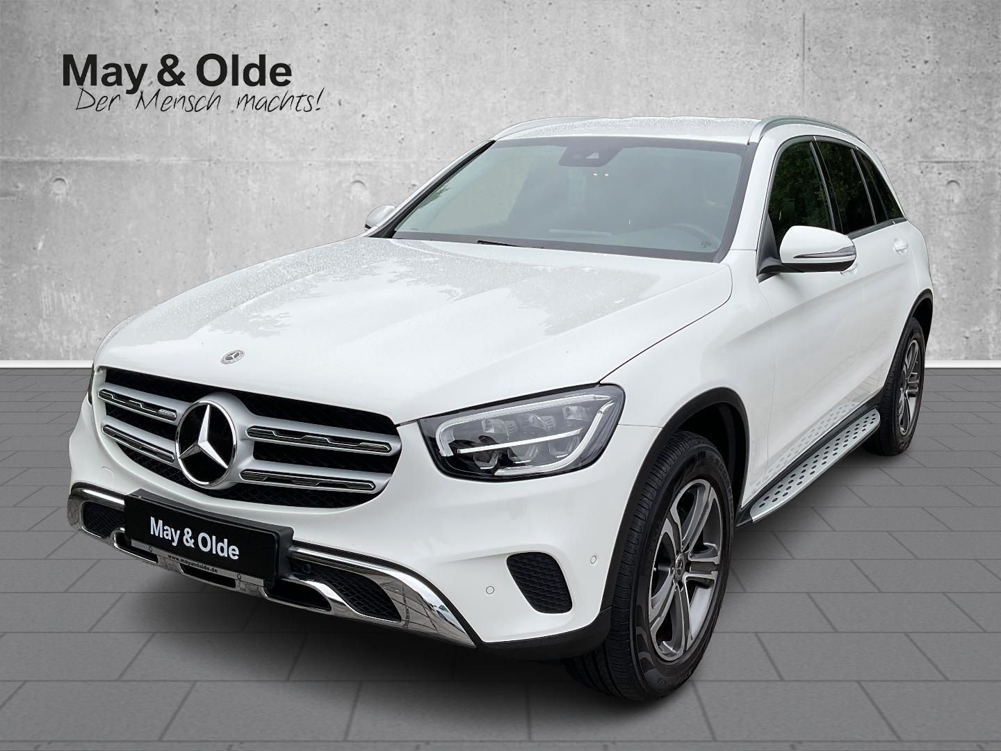 MERCEDES-BENZ GLC 200 4Matic StandHZG Navi LED SHZ El. Heck