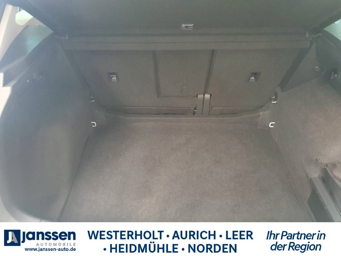 Fahrzeugabbildung Volkswagen VW Tiguan 4motion/Automatik/PDC/Navi/Sitzheizung