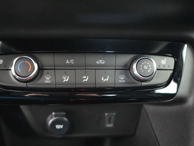 Corsa F FACELIFT GS AT+AHK+LED LICHT+RÜCKFAHRKAM