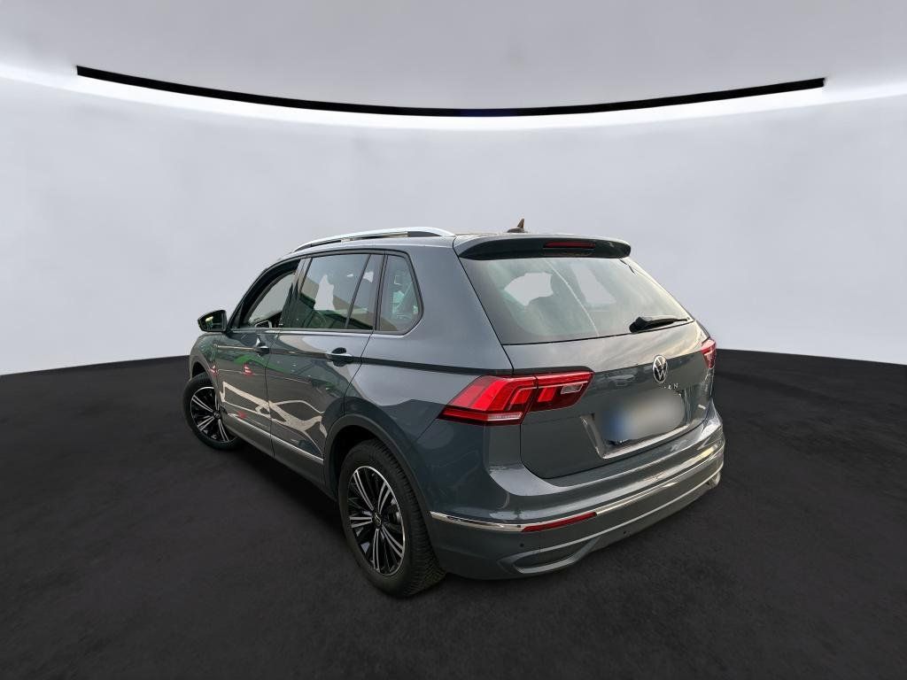 Fahrzeugabbildung Volkswagen Tiguan Active TSI *Navi*Cam*PDC*ACC*LED*Sitzhzg*