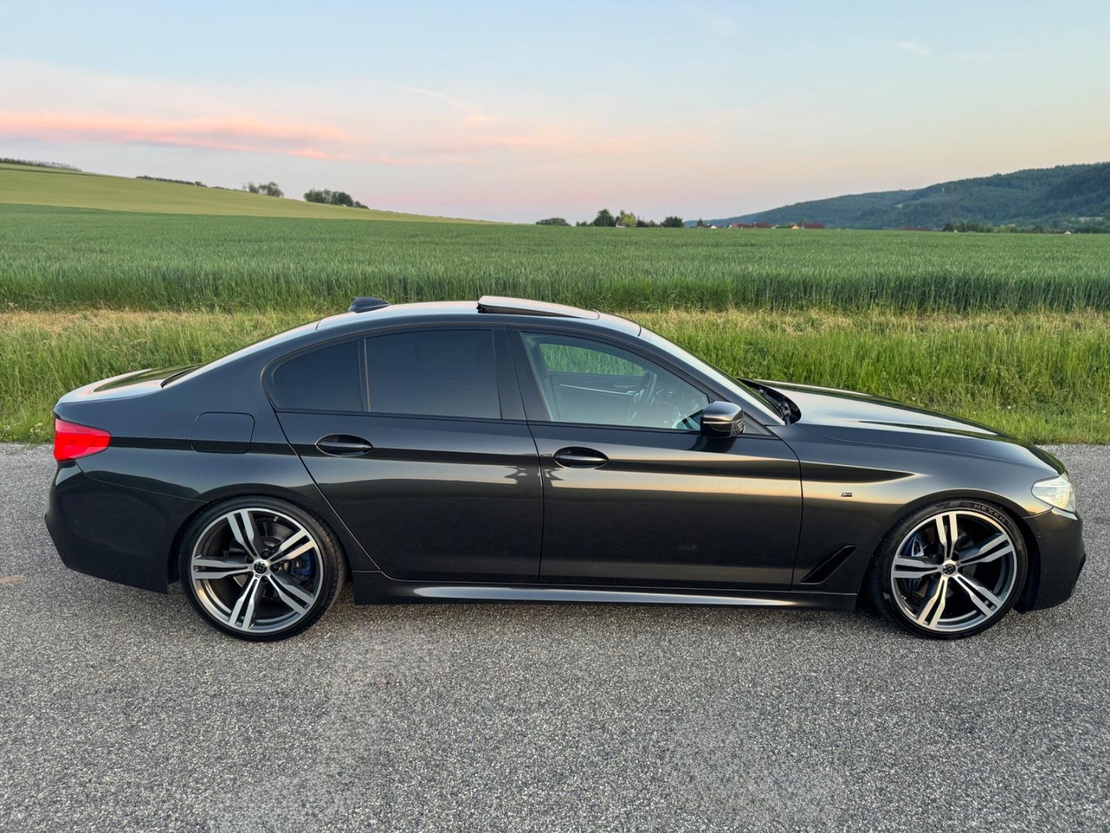 BMW 530d *1.HAND *M-SPORTPAKET *LED *SCHIEBEDACH  