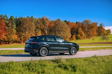 Porsche Cayenne 1. Hand, Leder, Panorama *mtl. 485€*