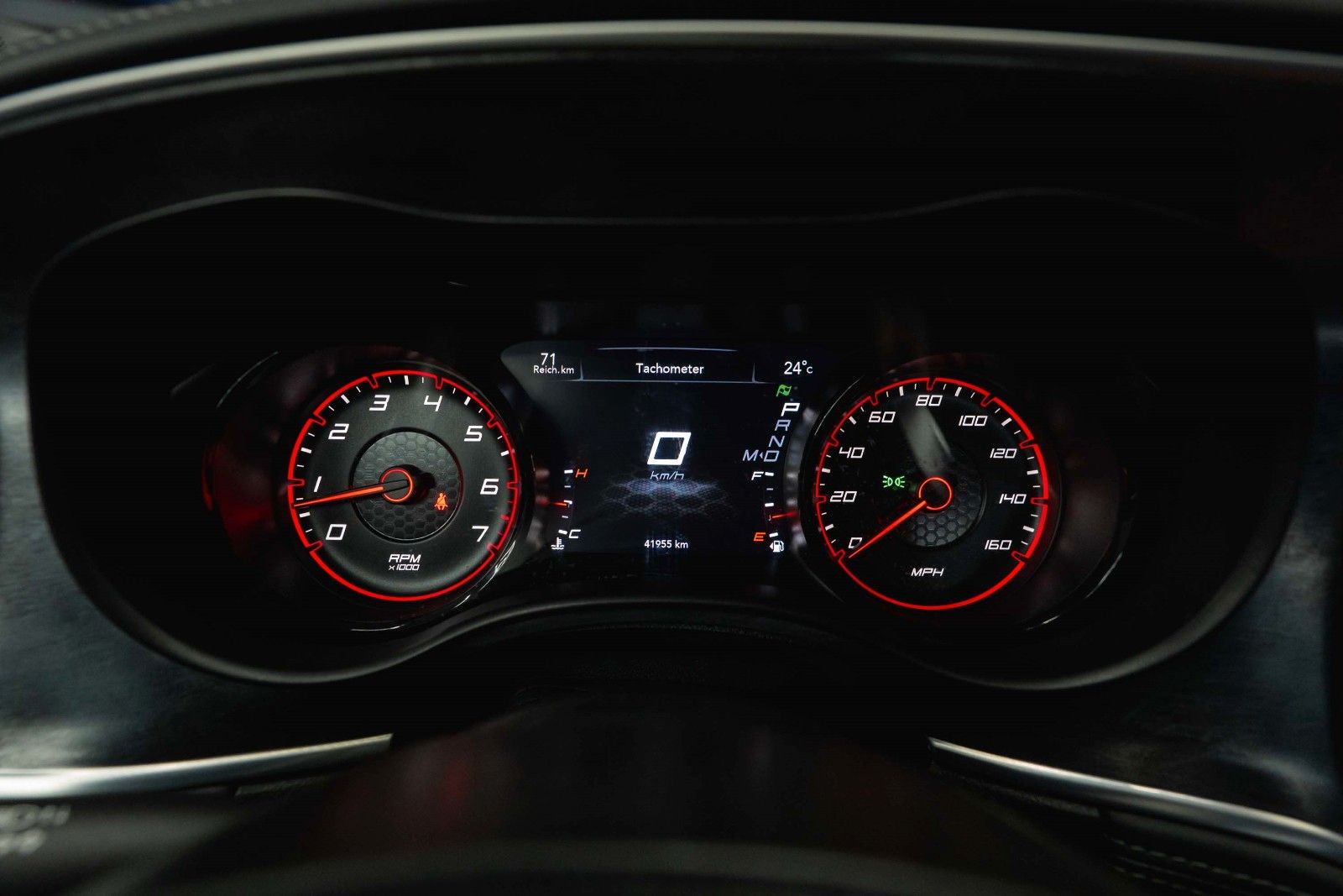 Fahrzeugabbildung Dodge Charger 5.7 V8 HEMI R/T DAYTONA Performance