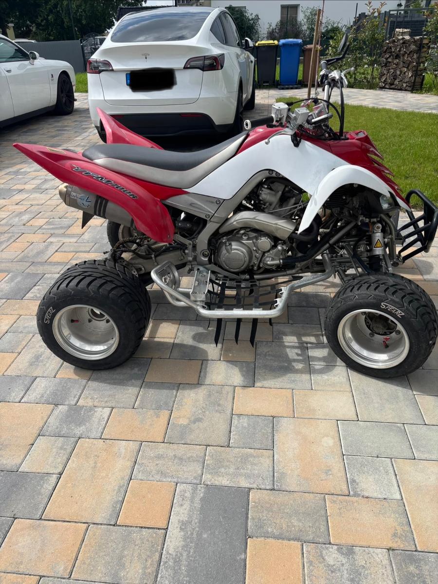Yamaha Raptor 2009 — салон