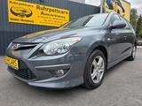 Hyundai i30 CW BLUE DRIVE 1.6 CRDi 66 kW Classic - Hyundai i30 aus 2011: Cw