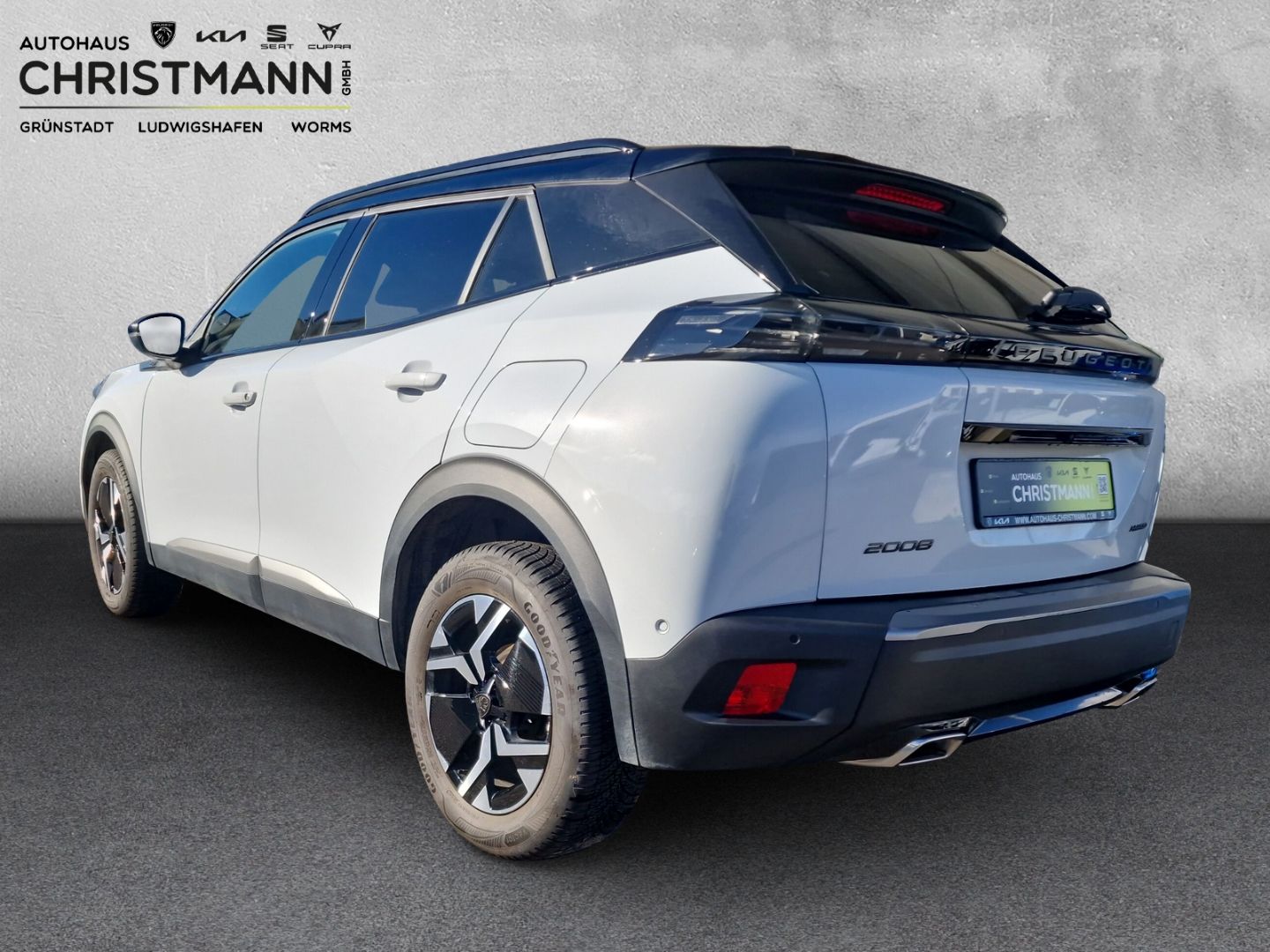 Fahrzeugabbildung Peugeot 2008 Hybrid 136 GT *NAVI*RFK*SHZ*DAB+*MASSAGE*EL