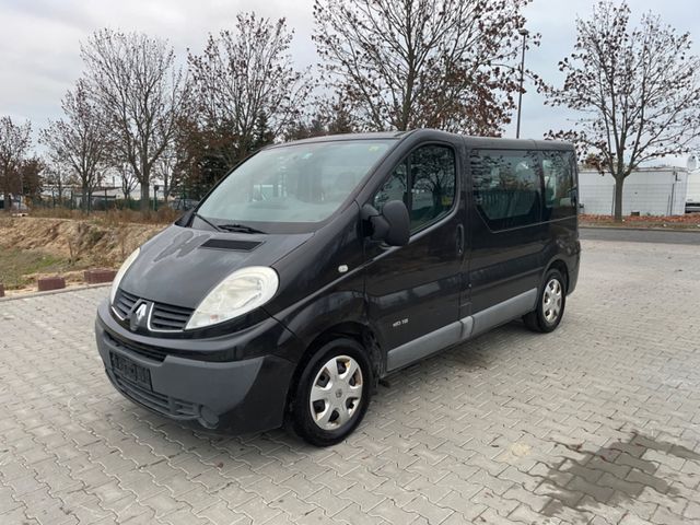 Renault Trafic 2,0 dci 115 Passenger,Klimatr,Navi,8Sitze