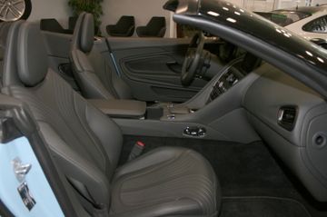 Fahrzeugabbildung Aston Martin DB11 4.0 V8 Volante