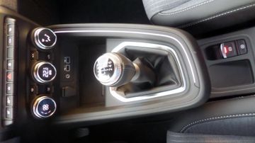 Renault Clio KISS TCe 90 PS mit Winterpaket Navi, Rückfa