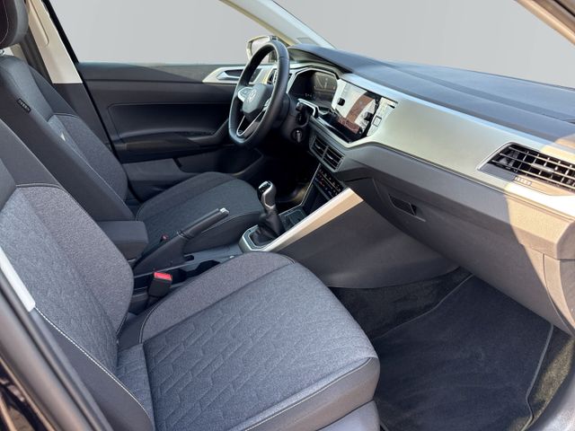 Polo VI 1.0 TSI Move *Navi*SHZ*PDC*APP-Connect*