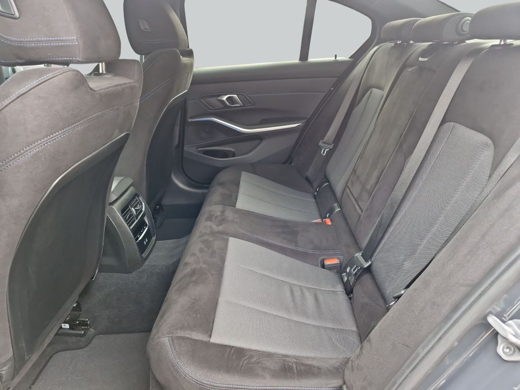 BMW 320 - Bild 13