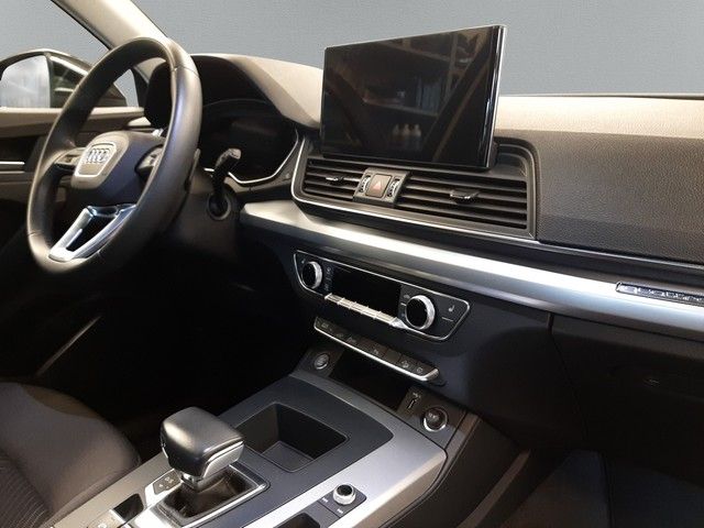 Fahrzeugabbildung Audi Q5 quattro 50TFSIe Navi AHK LED Standklima LED