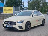 Mercedes-Benz E 220 d Avantgarde AMG Folie Original Grau Voll - Mercedes-Benz E 220: Taxi