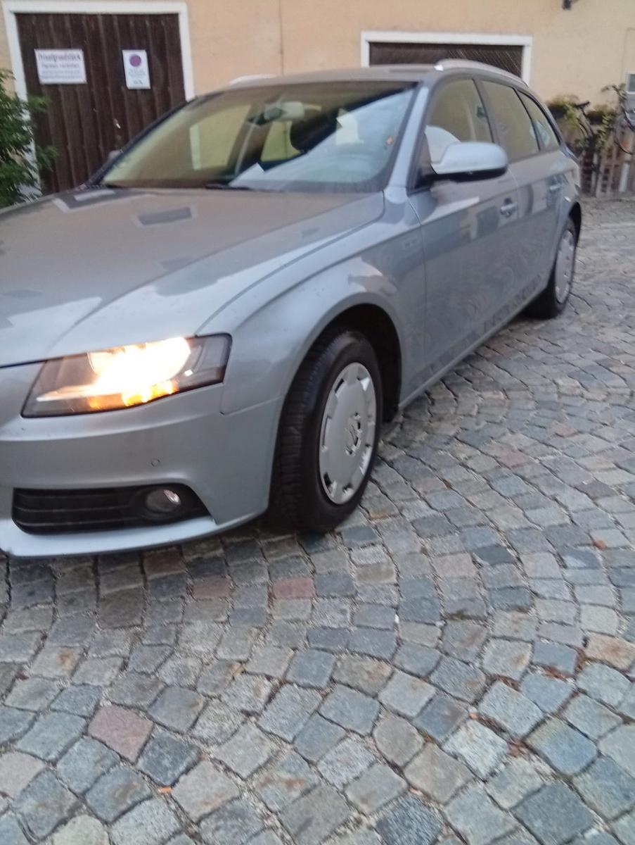 Audi A4 2011 — interior