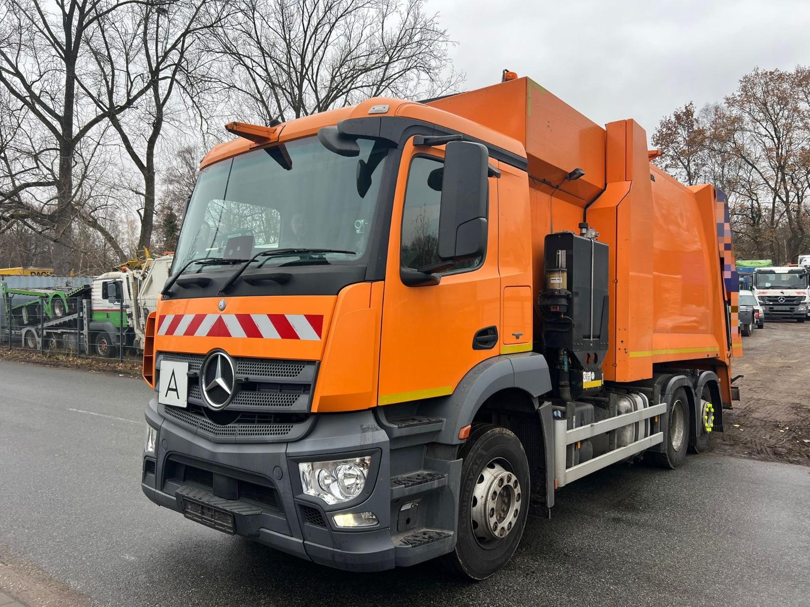 Mercedes-Benz ANTOS 2533 SEITENLADER/WARTUNGSVERTRAG ZOELLER/