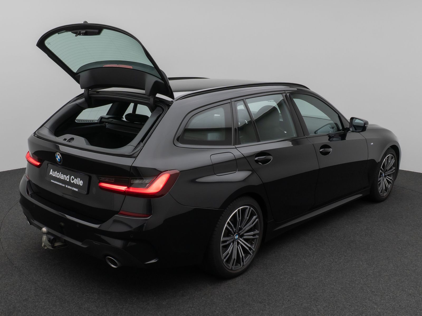 Fahrzeugabbildung BMW 320d M Sport DAB CockPitPro PDC Alarm AHK LED