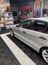 BMW 320i - BMW 320 aus 2005: 320i