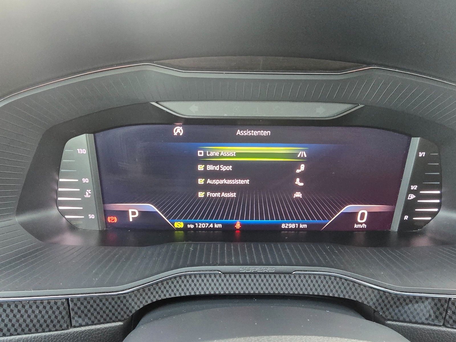 Skoda Superb Combi Sportline 4x4 LED ACC 4xSHZ foto 8