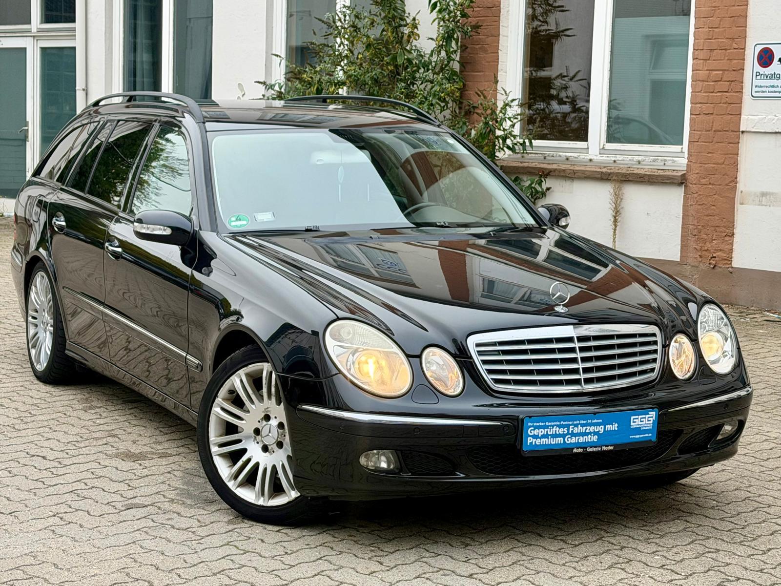 Mercedes-Benz E320 2005 — interior