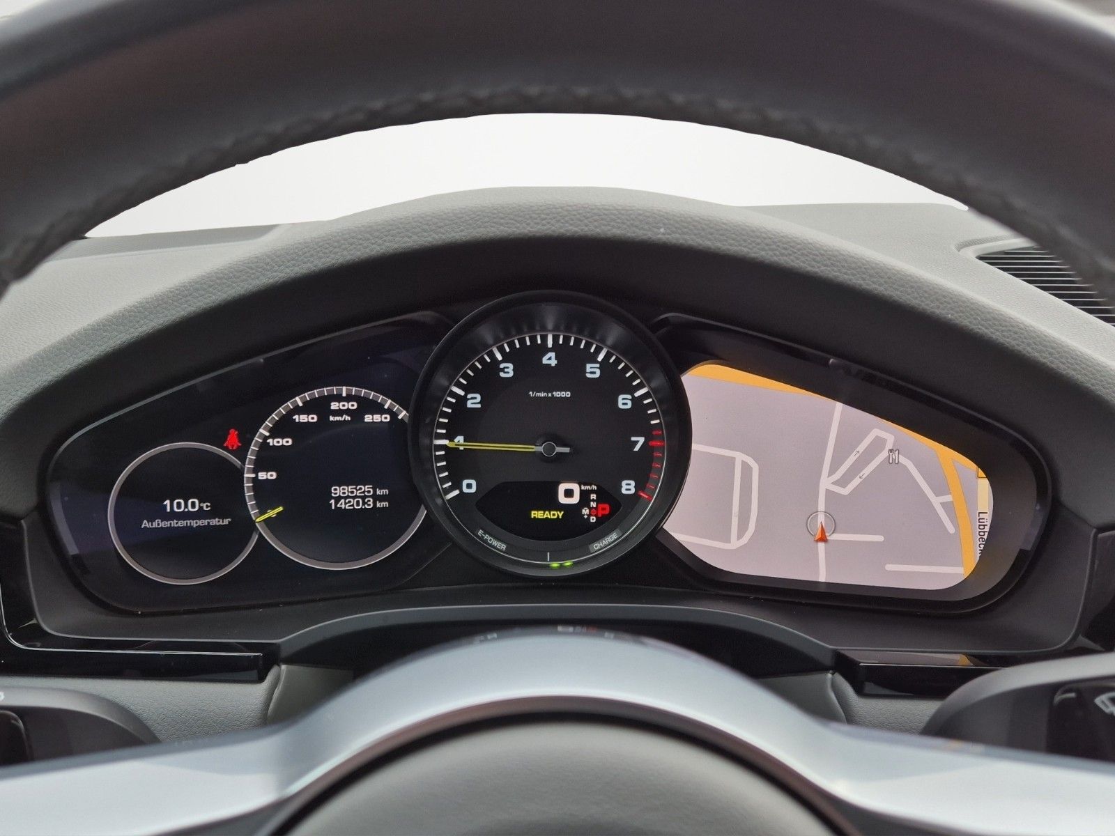 Fahrzeugabbildung Porsche CAYENNE COUPE PANO BOSE KAM 21" SPORTCHRONO