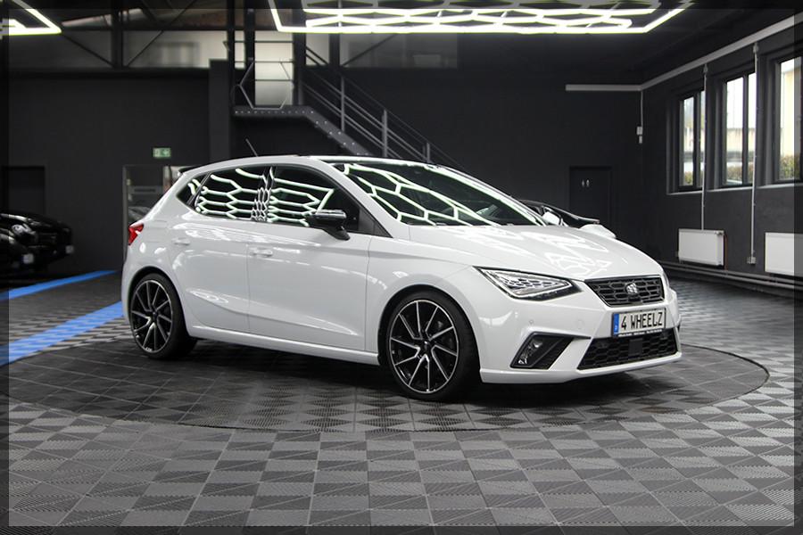 Seat Ibiza 1.0 TSI FR CAM / PDC / NAVI