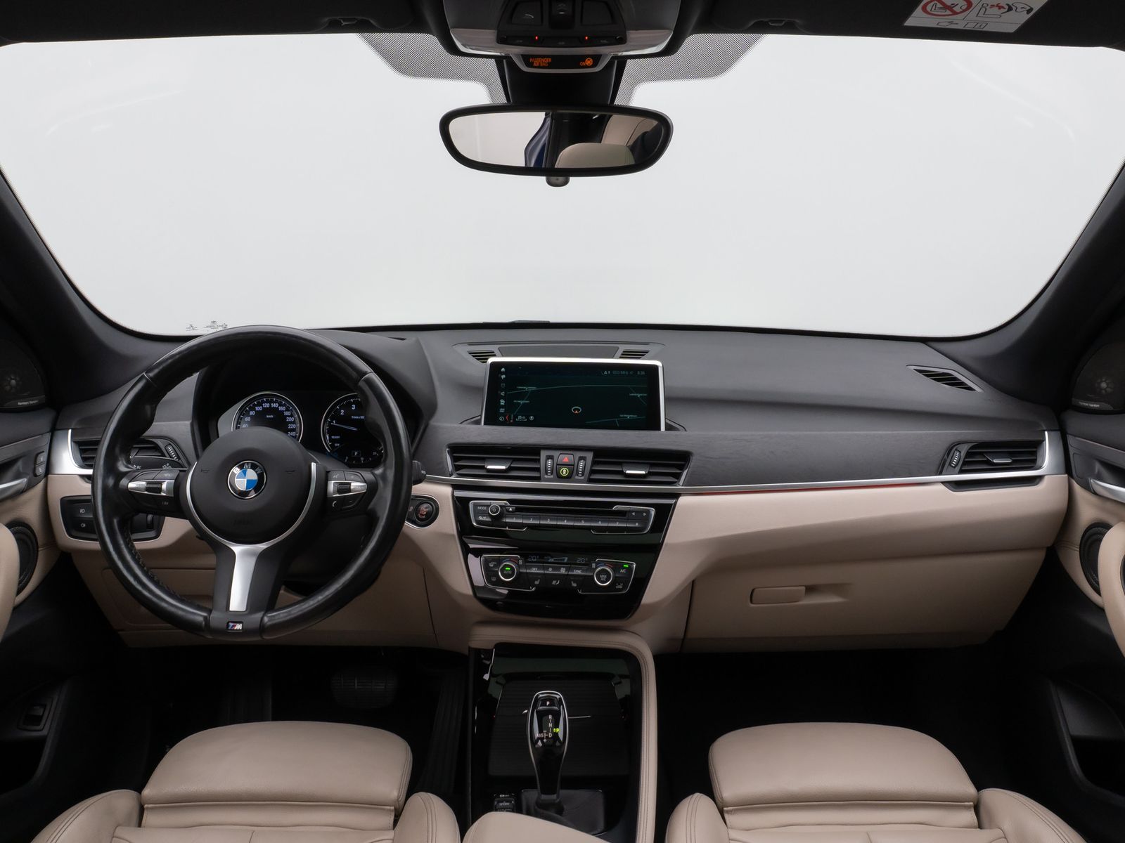Fahrzeugabbildung BMW X1 sD20i xLine Panorama HUD H/K AHK Leder Voll